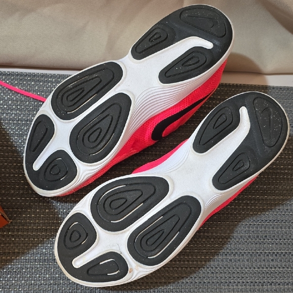 Nike Revolution 4 Running Shoes In Racer Pink. - Picture 6 of 7